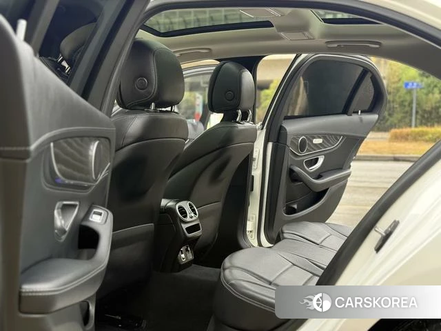 Mercedes-Benz Class C 2020 Белый из Китая, фото 3