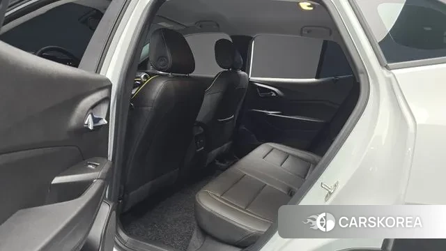 Chevrolet (GM Daewoo) Trax Crossover 2024 Белый из Кореи, фото 3