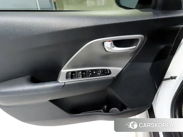 Kia Niro Plus 2022 Белый из Кореи, фото 3