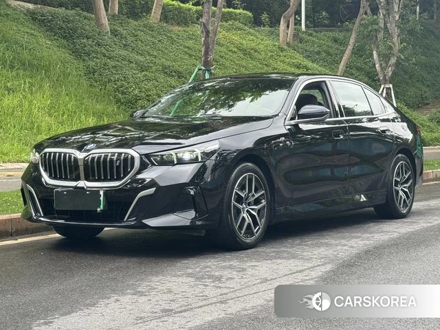 BMW i5 2025 Синий из Китая, фото 3