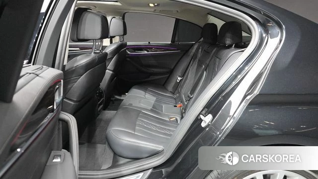 BMW 5 Series (G30) 2022 Черный из Кореи, фото 3