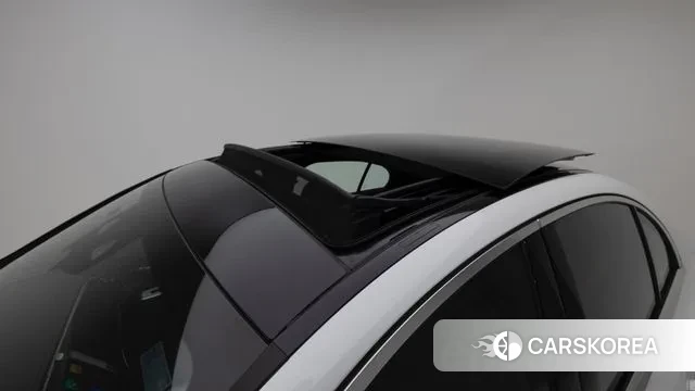 Mercedes-Benz E-Class W214 2025 Белый из Кореи, фото 3