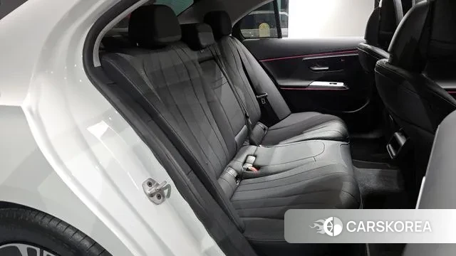 Mercedes-Benz E-Class W214 2024 Белый из Кореи, фото 3