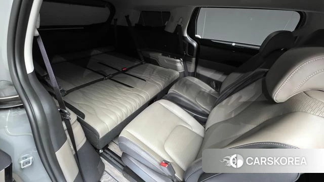 Kia The New Carnival 4th Generation 2025 Серебристо-серый из Кореи, фото 3