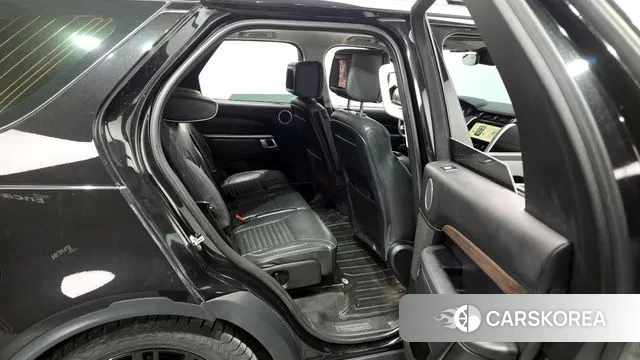 Land Rover Discovery 5 2018 Черный из Кореи, фото 3