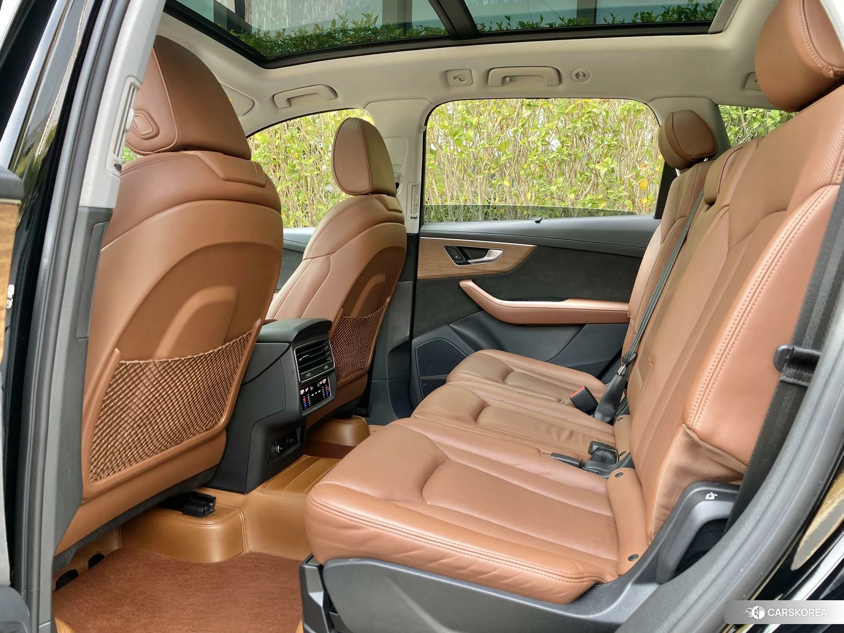 Audi Q7 2020 Черный из Китая, фото 3