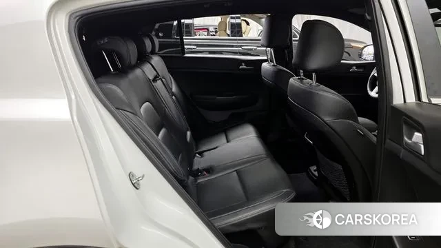 Kia Sportage The Bold 2021 Белый из Кореи, фото 3