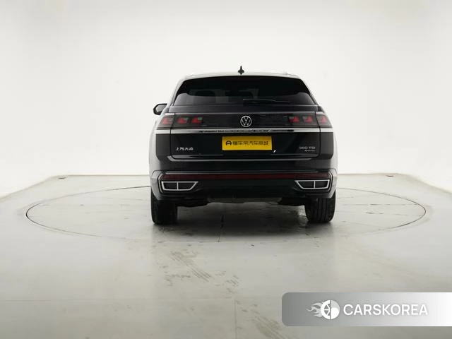 Volkswagen Tourang 2024 Черный из Китая, фото 3
