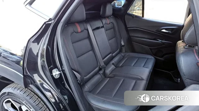 Chevrolet (GM Daewoo) Trax Crossover 2023 Черный из Кореи, фото 3