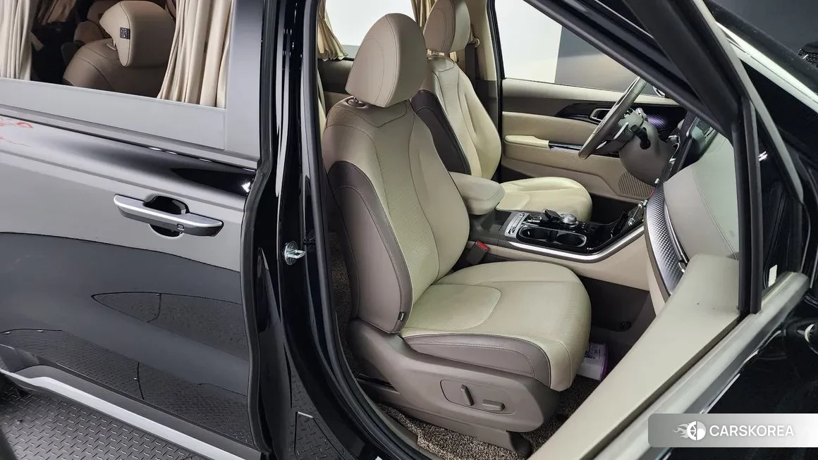 Kia Carnival 4th generation 2021 Черный из Кореи, фото 3