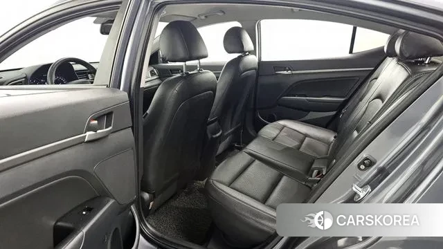 Hyundai Avante AD 2018 Серый из Кореи, фото 3