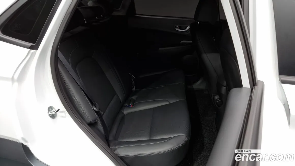 Hyundai The New Kona Hybrid 2023 Белый из Кореи, фото 3