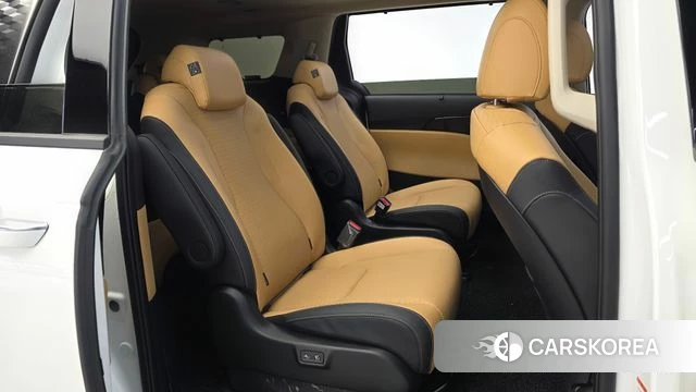 Kia Carnival 4th generation 2023 Белый из Кореи, фото 3