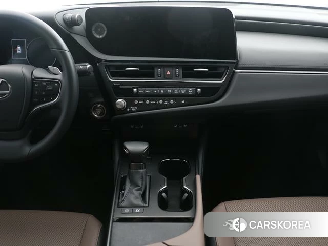 Lexus ES 2023 Белый из Китая, фото 3