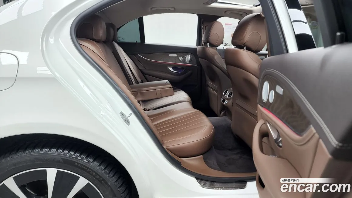 Mercedes-Benz E-Class W213 2020 Белый из Кореи, фото 3