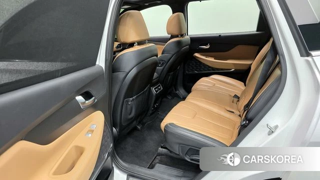 Hyundai The New Santa Fe 2023 Белый из Кореи, фото 3