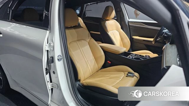 Kia K5 3rd generation 2023 Белый из Кореи, фото 3