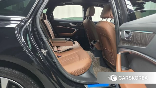 Audi A6 (C8) 2023 Черный из Кореи, фото 3