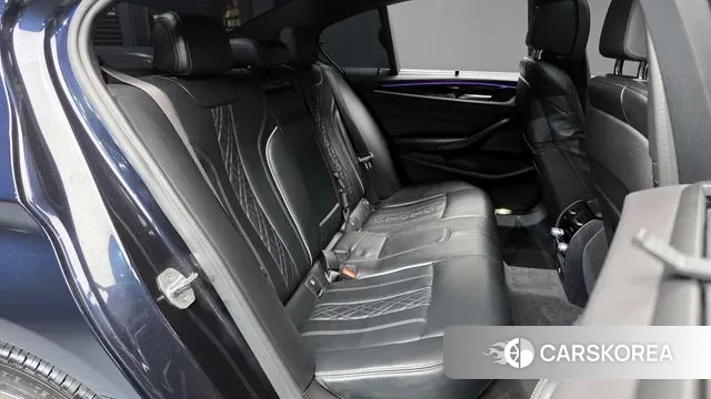 BMW 5 Series (G30) 2019 Черный из Кореи, фото 3