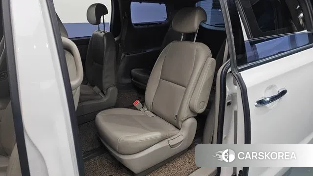 Kia The New Carnival 2019 Белый из Кореи, фото 3