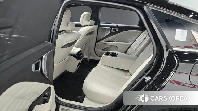 Kia K8 2023 Черный из Кореи, фото 3