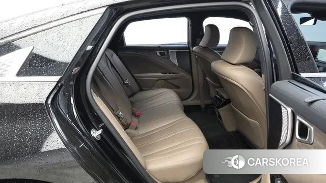 Kia K8 Hybrid 2023 Черный из Кореи, фото 3