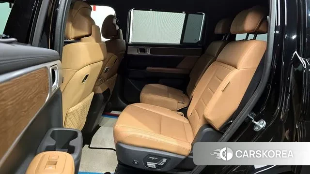 Hyundai Santa Fe (MX5) 2023 Черный из Кореи, фото 3