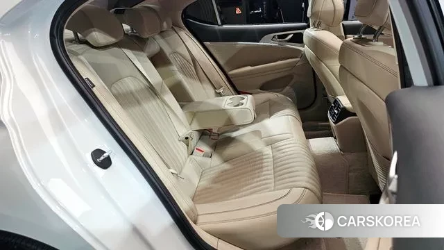 Genesis The New G70 2021 Белый из Кореи, фото 3