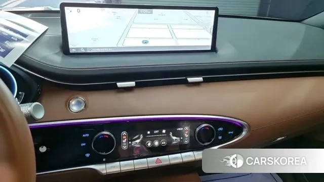 Genesis GV70 2023 Белый из Кореи, фото 3