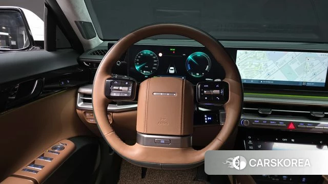 Hyundai Grandeur Hybrid (GN7) 2023 Белый из Кореи, фото 3