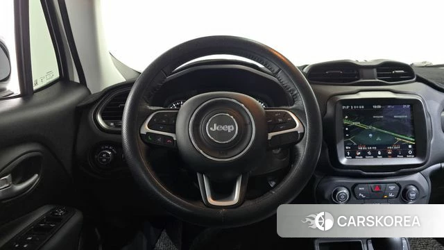 Jeep Renegade 2023 Белый из Кореи, фото 3