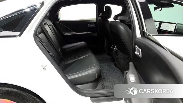 Hyundai Ionic 6 2023 Белый из Кореи, фото 3