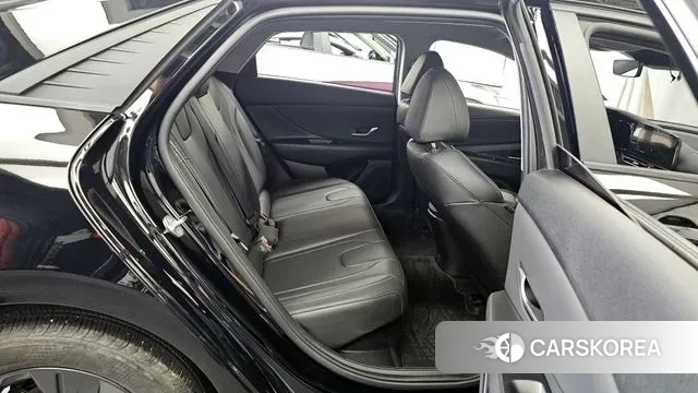 Hyundai Avante Hybrid (CN7) 2022 Черный из Кореи, фото 3