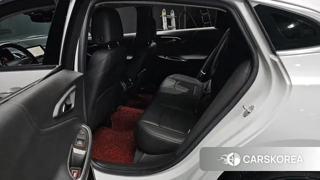 Chevrolet (GM Daewoo) The New Malibu 2021 Белый из Кореи, фото 3