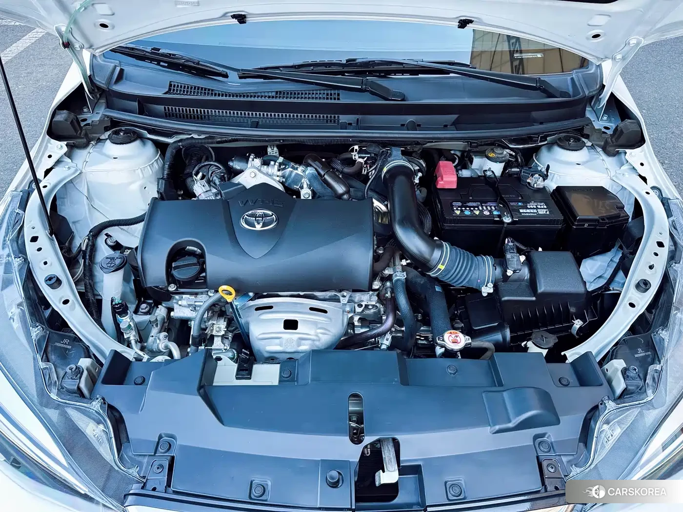 Toyota Yaris L 2022 Белый из Китая, фото 3
