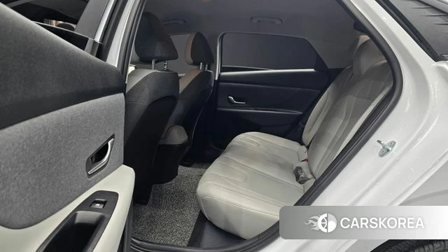 Hyundai Avante (CN7) 2022 Белый из Кореи, фото 3