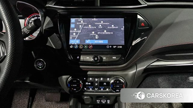 Chevrolet (GM Daewoo) Trailblazer 2022 Небесно-голубой из Кореи, фото 3