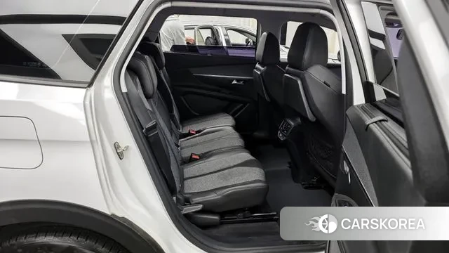 Peugeot 5008 second generation 2019 Белый из Кореи, фото 3