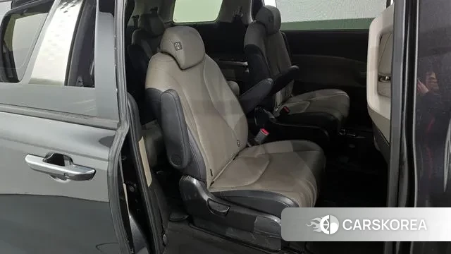 Kia The New Carnival 4th Generation 2024 Серый из Кореи, фото 3