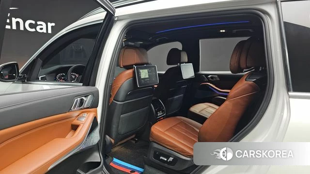 BMW X7 (G07) 2021 Белый из Кореи, фото 3
