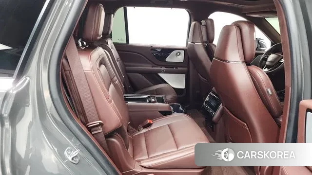 Lincoln Aviator 2nd generation 2021 Серый из Кореи, фото 3