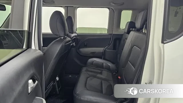 Kia The New Kia Ray EV 2023 Белый из Кореи, фото 3