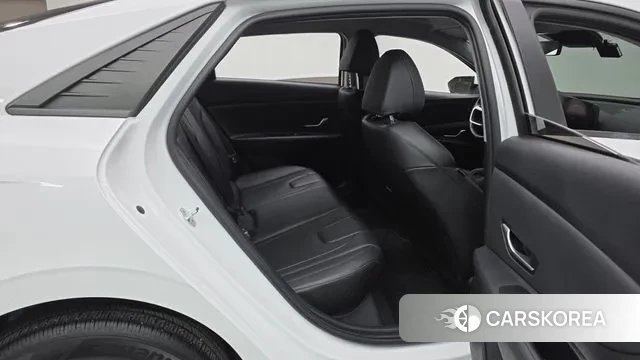 Hyundai Avante (CN7) 2021 Белый из Кореи, фото 3