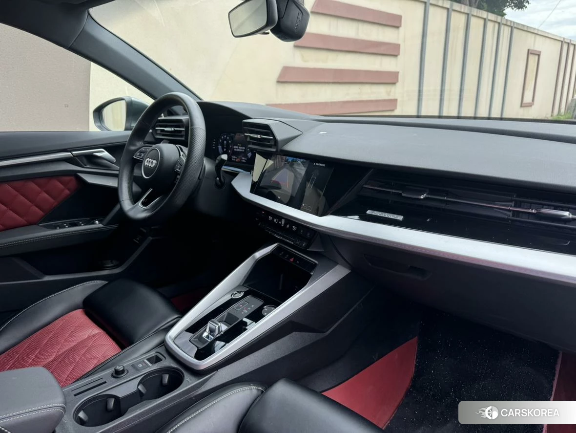 Audi A3 2023 Темно-серый из Китая, фото 3