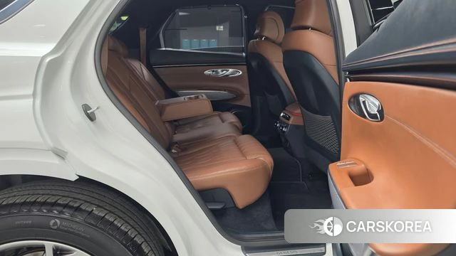 Genesis GV70 2023 Белый из Кореи, фото 3