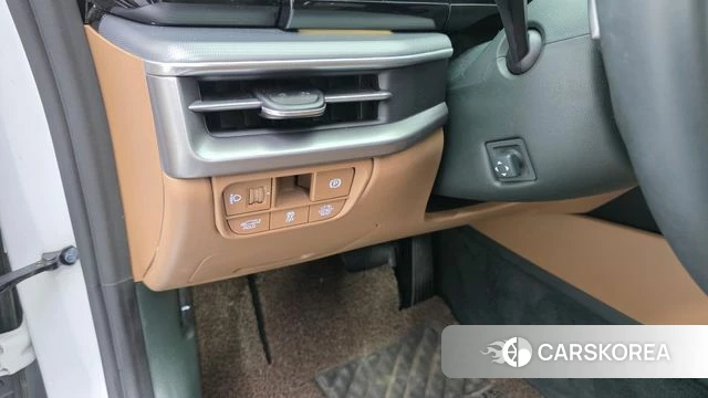 Hyundai Grandeur Hybrid (GN7) 2023 Белый из Кореи, фото 3