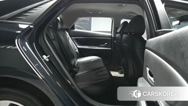 Hyundai Avante (CN7) 2021 Черный из Кореи, фото 3