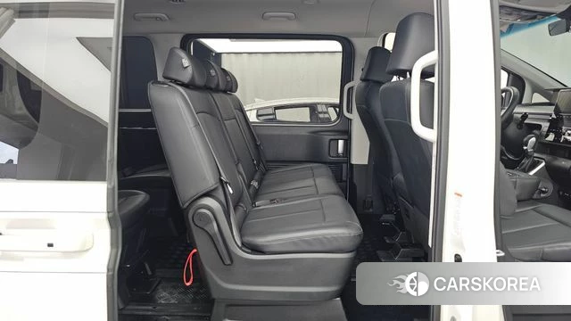 Hyundai Staria 2025 Белый из Кореи, фото 3