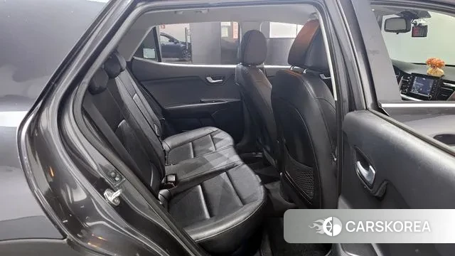 Kia Stonic 2018 Серый из Кореи, фото 3