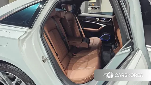 Audi A6 (C8) 2023 Белый из Кореи, фото 3